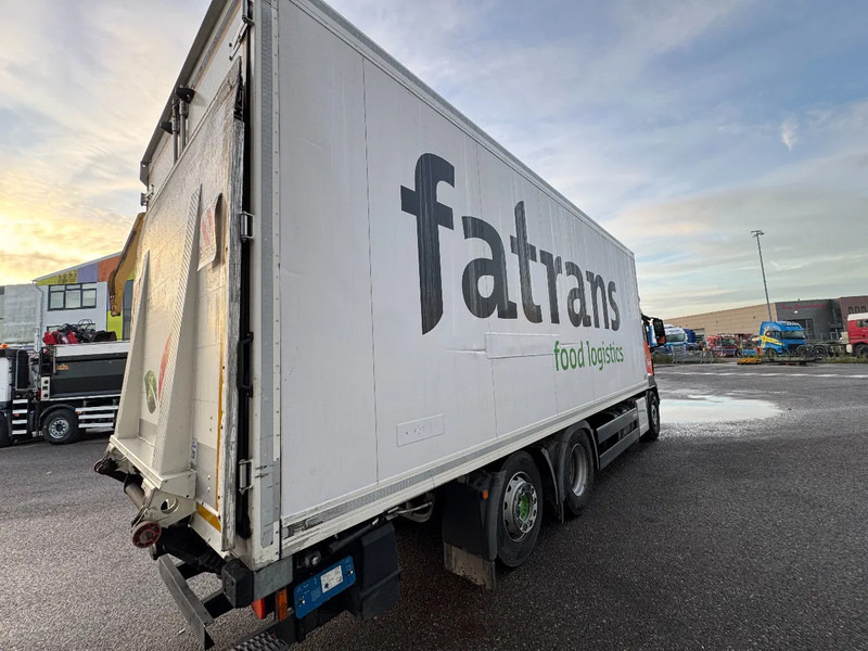 MAN TGS 6X2 STEERING AXLE THERMO KING T 1000R TÜV MOT TILL 05-26 - Camión frigorífico: foto 4 MAN TGS 6X2 STEERING AXLE THERMO KING T 1000R TÜV MOT TILL 05-26 - Camión frigorífico: foto 4