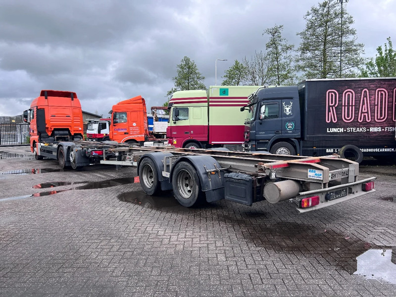 MAN TGX 26.440 XLX 6X2 + HANGER EURO 5 - BDF CHASSIS + RETARDER - Camión portacontenedore/ Intercambiable: foto 3 MAN TGX 26.440 XLX 6X2 + HANGER EURO 5 - BDF CHASSIS + RETARDER - Camión portacontenedore/ Intercambiable: foto 3