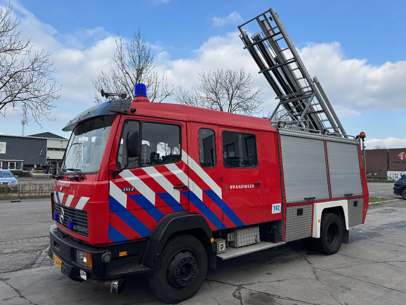 Mercedes-Benz 1117 - FULL EQUIPMENT INCLUDED FIRE TRUCK + LADDERLIFT + TÜV 12-2025 - Camión de bomberos: foto 1 Mercedes-Benz 1117 - FULL EQUIPMENT INCLUDED FIRE TRUCK + LADDERLIFT + TÜV 12-2025 - Camión de bomberos: foto 1