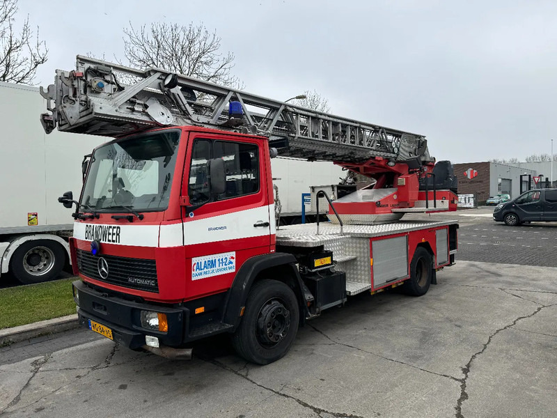 Mercedes-Benz 1120 OF MAGIRUS 24 METER + KORF + SLANGS - Camión de bomberos: foto 5 Mercedes-Benz 1120 OF MAGIRUS 24 METER + KORF + SLANGS - Camión de bomberos: foto 5
