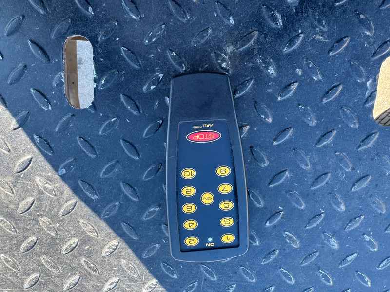 Grua de remolque autos Mercedes-Benz Atego 1524 4X2 EURO 6 FALKOM DOUBLE DECK + WINCH + REMOTE CONTROL: foto 9 Grua de remolque autos Mercedes-Benz Atego 1524 4X2 EURO 6 FALKOM DOUBLE DECK + WINCH + REMOTE CONTROL: foto 9