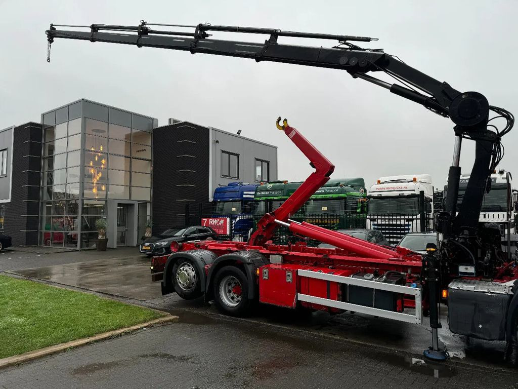 Scania P320 6X2 HIAB 20T + HIAB 144 E4 - Camión multibasculante, Camión grúa: foto 3 Scania P320 6X2 HIAB 20T + HIAB 144 E4 - Camión multibasculante, Camión grúa: foto 3