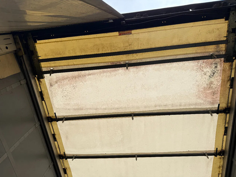 Semirremolque lona Schmitz Cargobull 3 AXLE + COIL - DISC BRAKES + SLIDING ROOF: foto 9