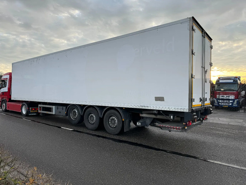 Tecnokar CARRIER VECTOR 1550 3X SAF AXLE - Semirremolque frigorífico: foto 2 Tecnokar CARRIER VECTOR 1550 3X SAF AXLE - Semirremolque frigorífico: foto 2