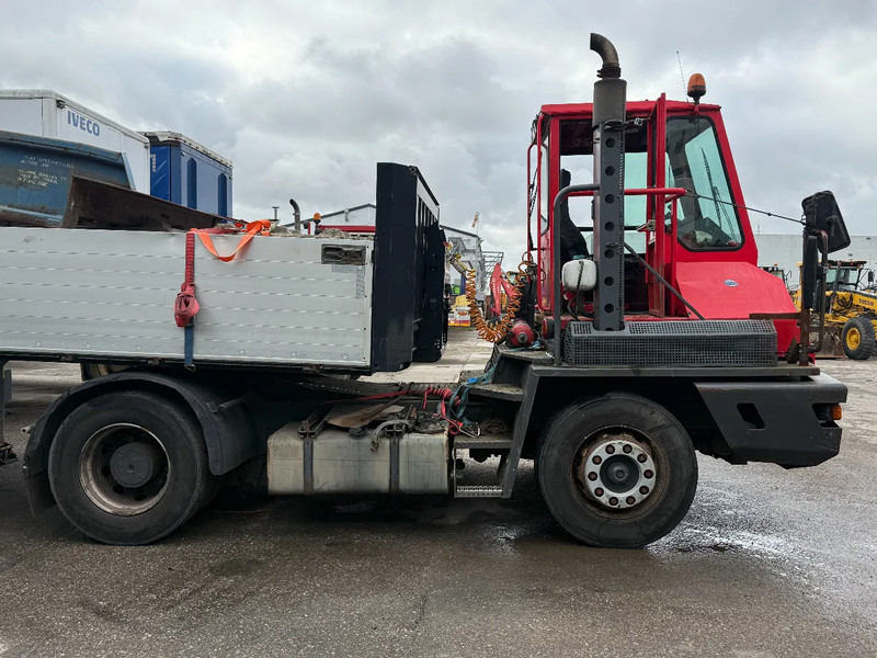 Terberg YT 180 4X2 - HUB REDUCTION + NL REGISTRATION! - Tractor industrial: foto 4 Terberg YT 180 4X2 - HUB REDUCTION + NL REGISTRATION! - Tractor industrial: foto 4