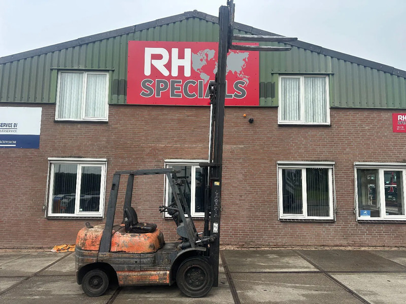 Toyota 6FDF 30 3 TO - Carretilla elevadora: foto 1 Toyota 6FDF 30 3 TO - Carretilla elevadora: foto 1