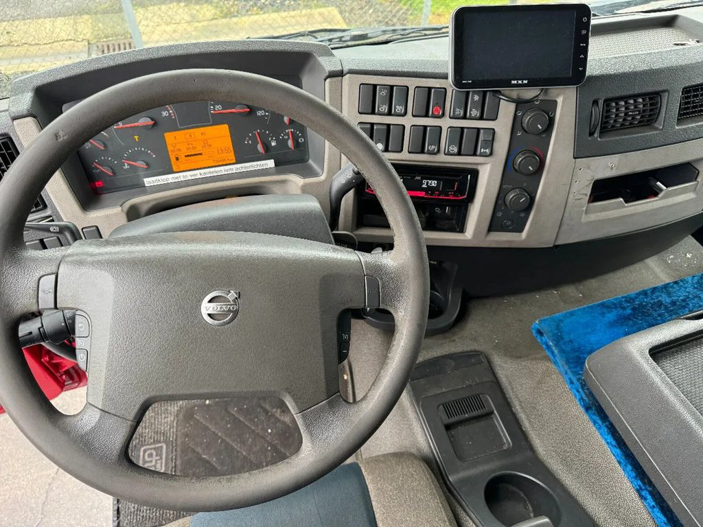 Camión caja cerrada Volvo FE 280 4X2 BOX DHOLLANDIA LIFT TÜV TILL 01-2026: foto 14
