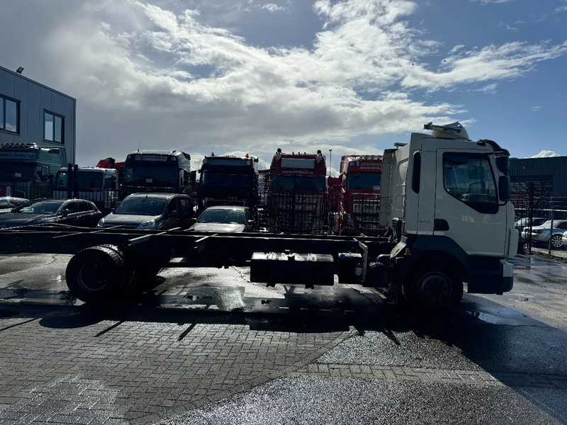 Volvo FL 240 4X2 - EURO 5 CHASSIS - Camión chasis: foto 4 Volvo FL 240 4X2 - EURO 5 CHASSIS - Camión chasis: foto 4