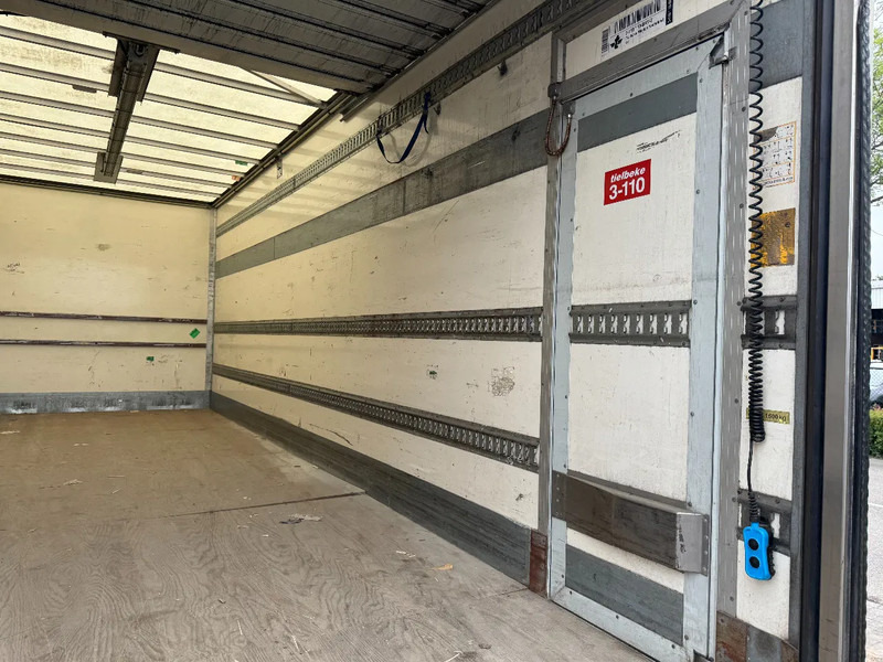Camión caja cerrada Volvo FL 250 4X2 - EURO 6 + DHOLLANDIA LIFT + TÜV 05-2026: foto 11