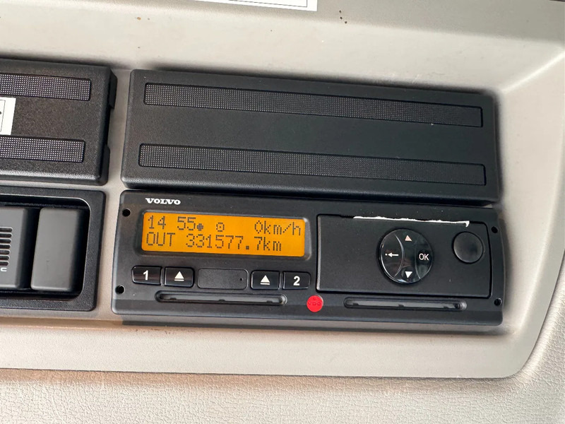 Camión caja cerrada Volvo FL 250 4X2 - EURO 6 + DHOLLANDIA LIFT + TÜV 05-2026: foto 17