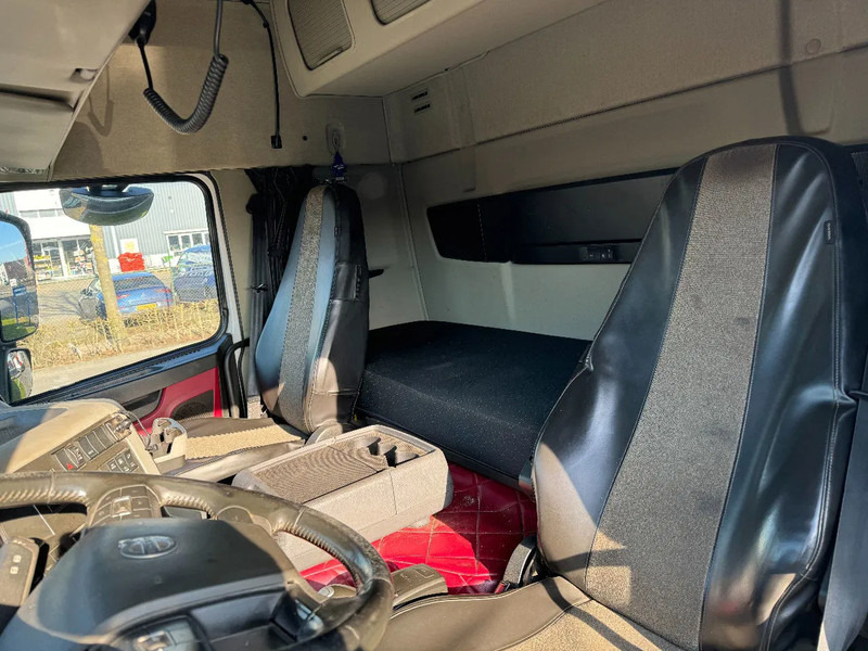 Camión grúa Volvo FM 500 8X4 HIAB 288 + REMOTE CONTROL 5TH + 6TH FUNCTION: foto 18 Camión grúa Volvo FM 500 8X4 HIAB 288 + REMOTE CONTROL 5TH + 6TH FUNCTION: foto 18