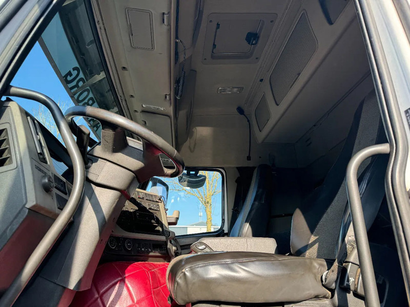 Camión grúa Volvo FM 500 8X4 HIAB 288 + REMOTE CONTROL 5TH + 6TH FUNCTION: foto 17 Camión grúa Volvo FM 500 8X4 HIAB 288 + REMOTE CONTROL 5TH + 6TH FUNCTION: foto 17