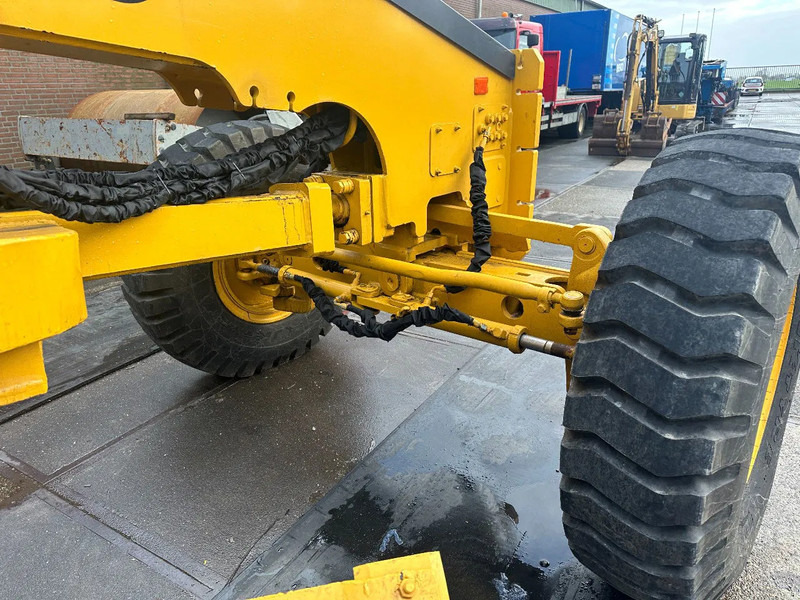 Grader Volvo G 930: foto 9 Grader Volvo G 930: foto 9