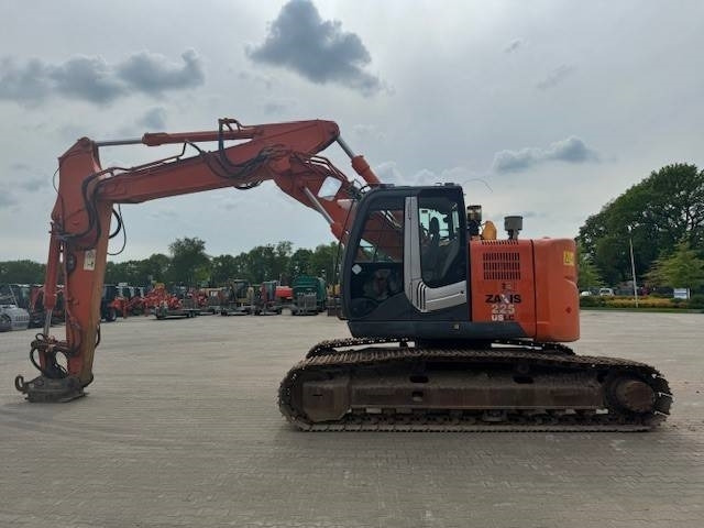 HITACHI ZX 225USLC-3 - Excavadora de cadenas: foto 3 HITACHI ZX 225USLC-3 - Excavadora de cadenas: foto 3