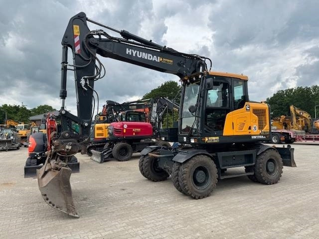 HYUNDAI HW170 ACR - Excavadora de ruedas: foto 2 HYUNDAI HW170 ACR - Excavadora de ruedas: foto 2