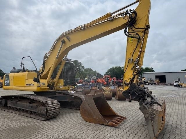 Excavadora de cadenas Komatsu PC 210 LC-8: foto 1