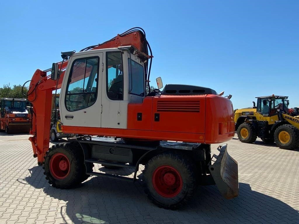 Liebherr A 900 C - Excavadora de ruedas: foto 1 Liebherr A 900 C - Excavadora de ruedas: foto 1