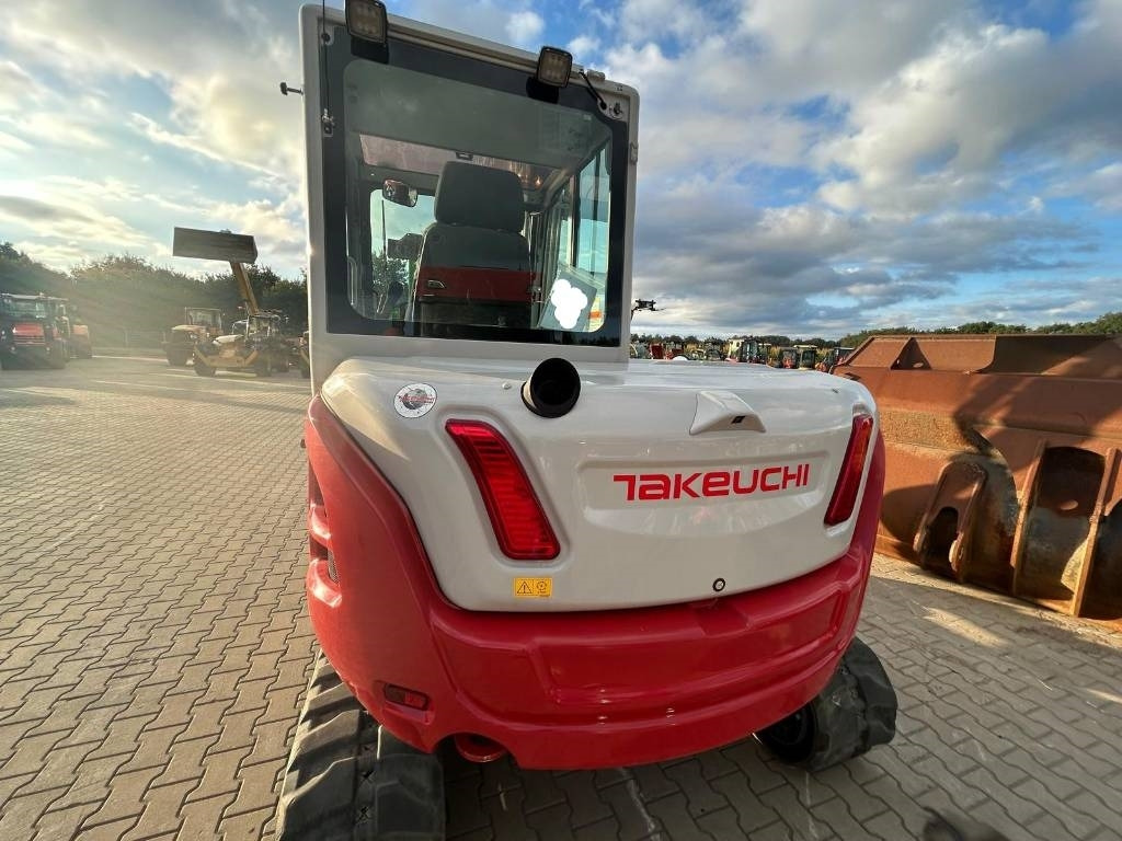 Miniexcavadora Takeuchi TB 370 V4: foto 10