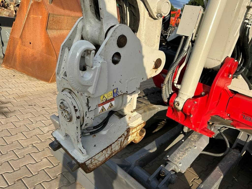 Miniexcavadora Takeuchi TB 370 V4: foto 8