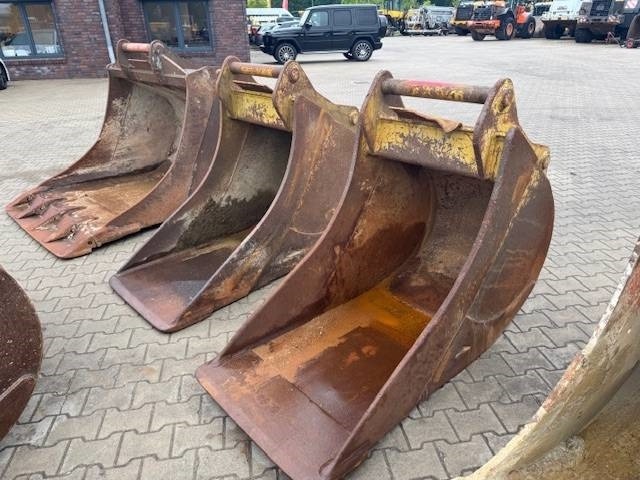 Tiefenlöffel auf OQ 70/55 mehrfach vorhanden - Cazo para excavadora: foto 1 Tiefenlöffel auf OQ 70/55 mehrfach vorhanden - Cazo para excavadora: foto 1