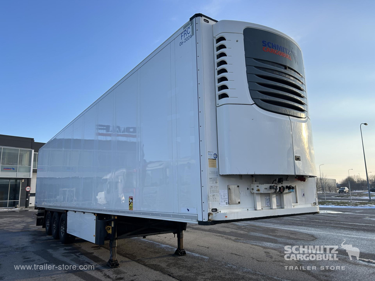 SCHMITZ Reefer Standard Double deck - Semirremolque isotérmico: foto 1 SCHMITZ Reefer Standard Double deck - Semirremolque isotérmico: foto 1