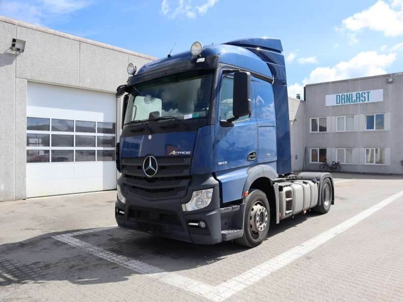 Mercedes-Benz Actros 1843 Tractor/Sattelzugmaschine/Trækker - Cabeza tractora: foto 1 Mercedes-Benz Actros 1843 Tractor/Sattelzugmaschine/Trækker - Cabeza tractora: foto 1