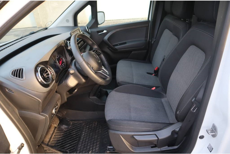 Mercedes-Benz Citan 110 CDI - Furgoneta caja cerrada: foto 5 Mercedes-Benz Citan 110 CDI - Furgoneta caja cerrada: foto 5