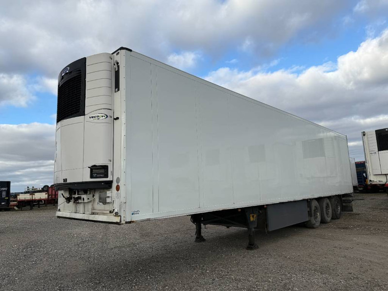 Schmitz Cargobull 3-axle 66pl. Vector1950MT Multitemp/Doppelkammer - Semirremolque frigorífico: foto 1 Schmitz Cargobull 3-axle 66pl. Vector1950MT Multitemp/Doppelkammer - Semirremolque frigorífico: foto 1