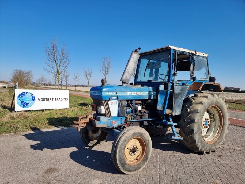 Ford 5610 - Tractor: foto 1 Ford 5610 - Tractor: foto 1