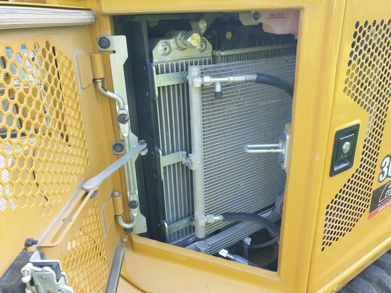 Miniexcavadora CATERPILLAR 304-07: foto 14