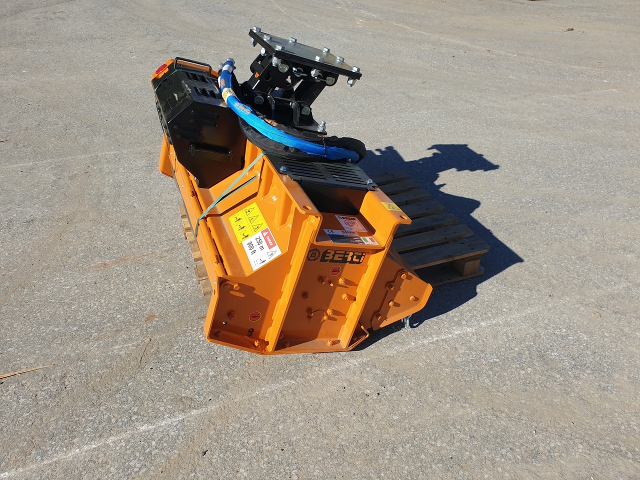 BERTI PARK/SB 110 - Hydraulic mulching head - Implemento para Excavadora: foto 5 BERTI PARK/SB 110 - Hydraulic mulching head - Implemento para Excavadora: foto 5