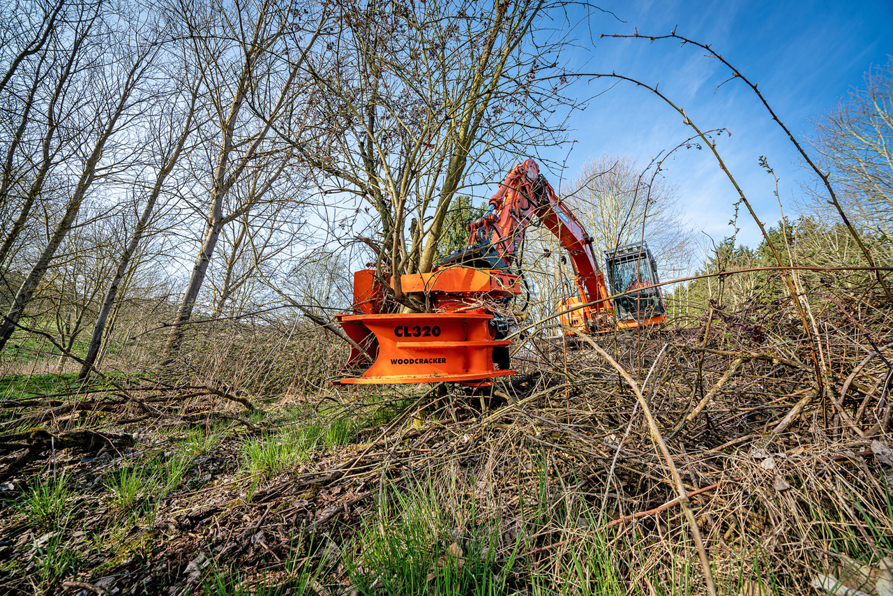 Westtech Woodcracker CL 320 - Implemento para Excavadora: foto 2 Westtech Woodcracker CL 320 - Implemento para Excavadora: foto 2