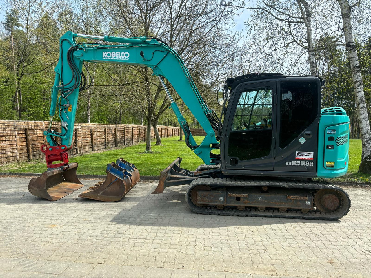Miniexcavadora KOBELCO SK 85 MSR-7: foto 1