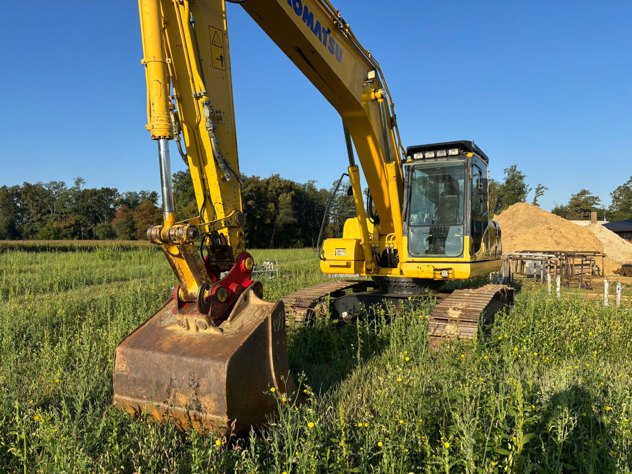 KOMATSU PC 210 LC-8 - Excavadora de cadenas: foto 3 KOMATSU PC 210 LC-8 - Excavadora de cadenas: foto 3