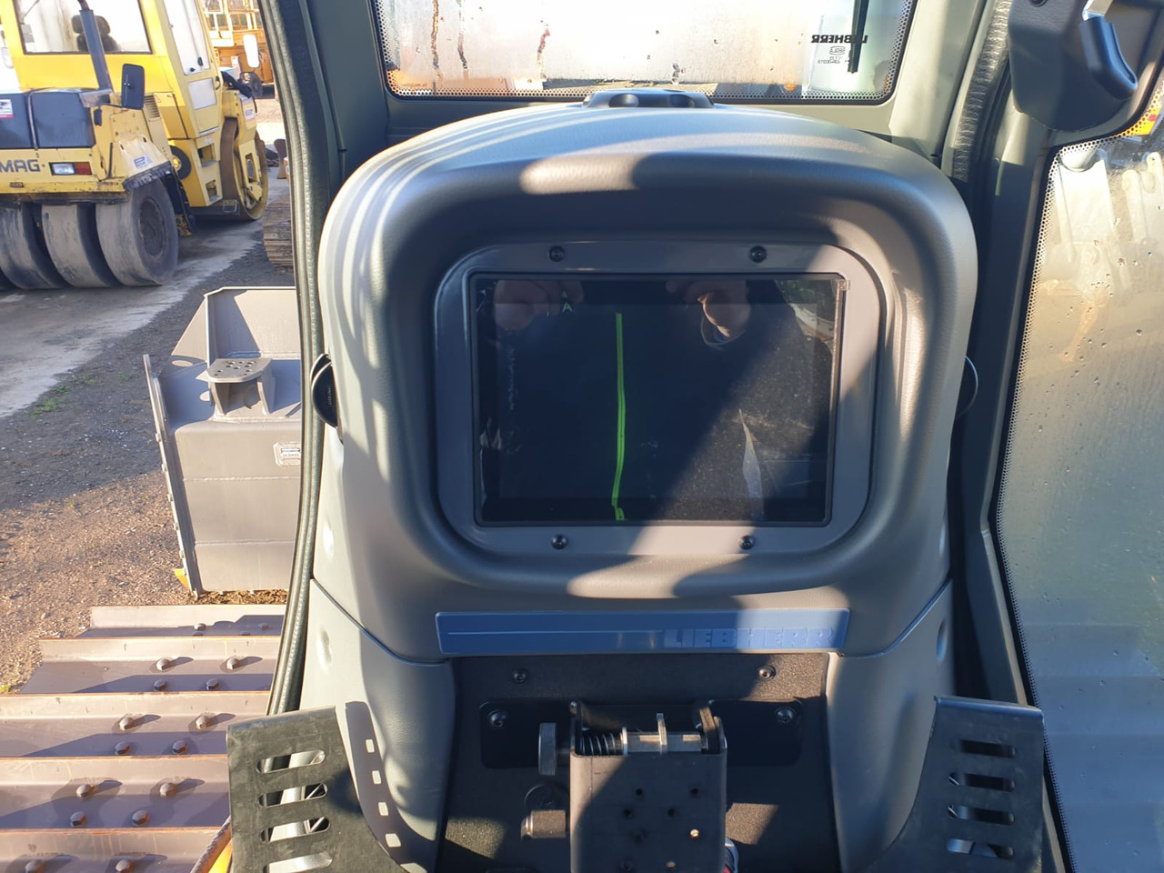 Bulldozer LIEBHERR PR 716 05 LGP: foto 17