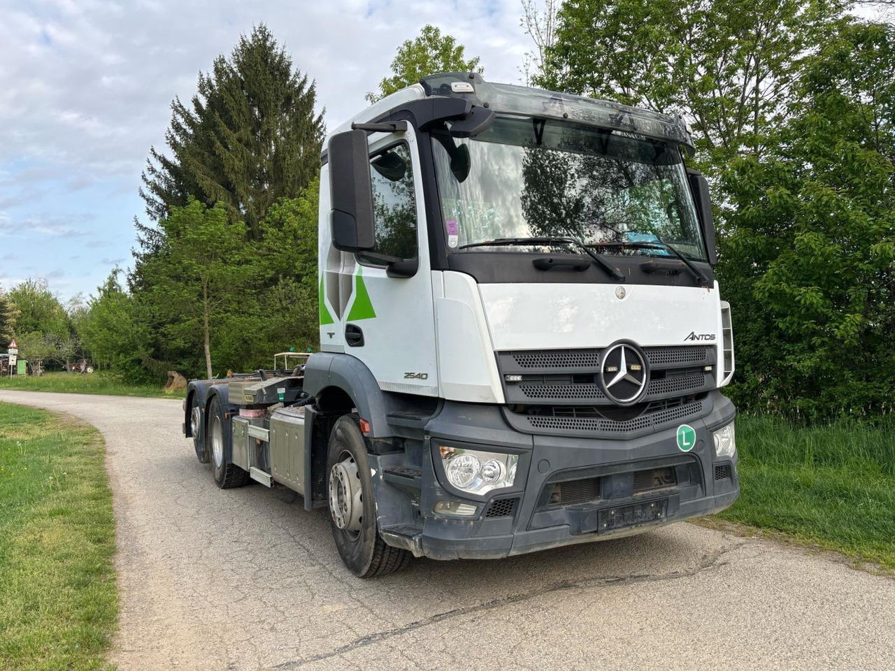 MERCEDES-BENZ Antos 2540 - Camión portacontenedor de cadenas: foto 5 MERCEDES-BENZ Antos 2540 - Camión portacontenedor de cadenas: foto 5