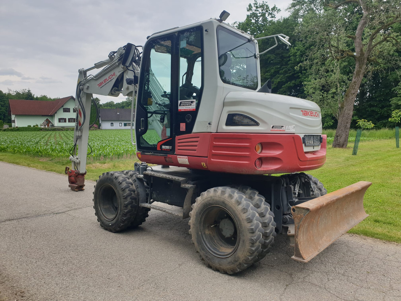 TAKEUCHI TB 295W - Excavadora de ruedas: foto 5 TAKEUCHI TB 295W - Excavadora de ruedas: foto 5
