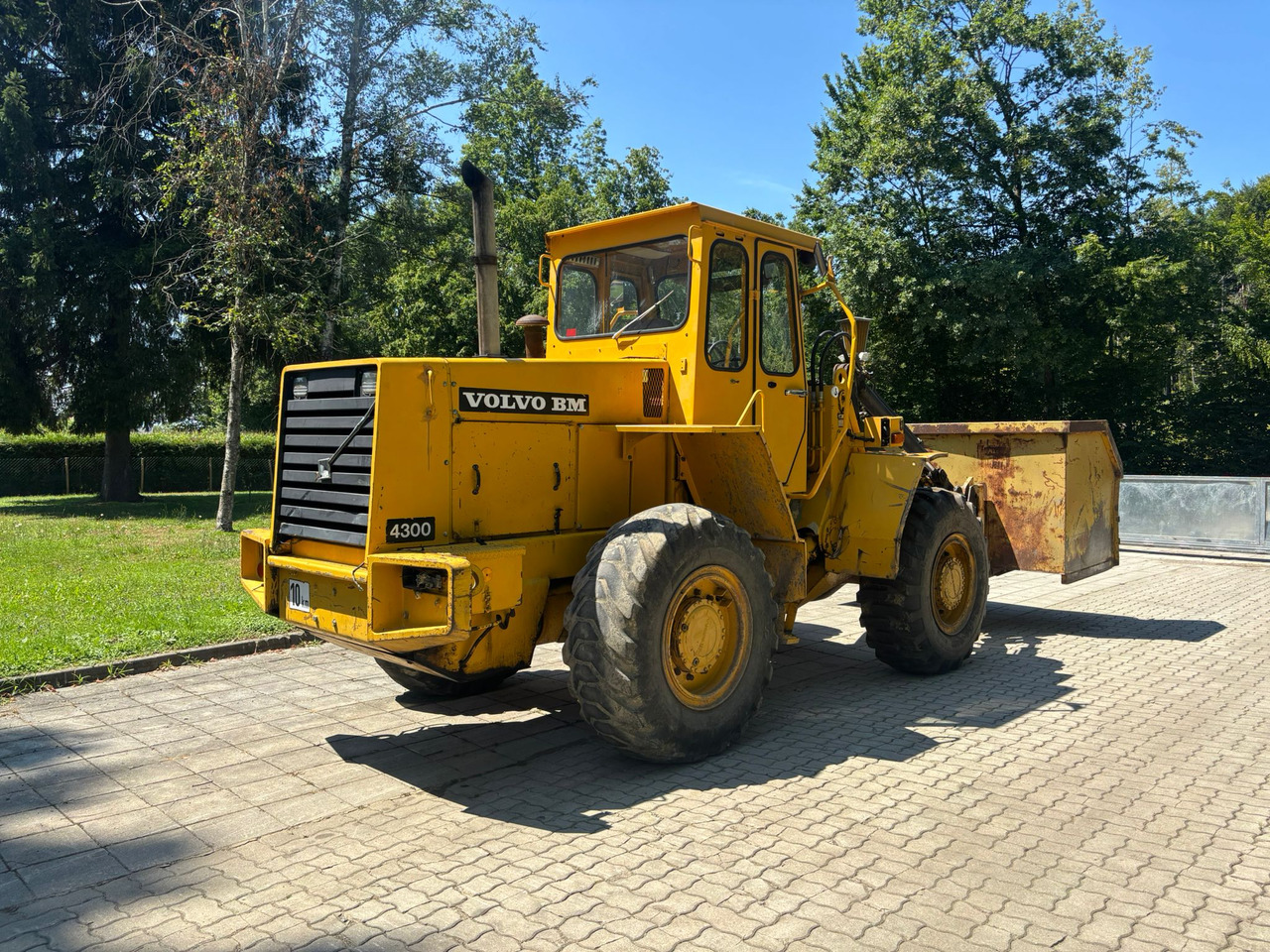 VOLVO BM 4300 - Cargadora de ruedas: foto 5 VOLVO BM 4300 - Cargadora de ruedas: foto 5