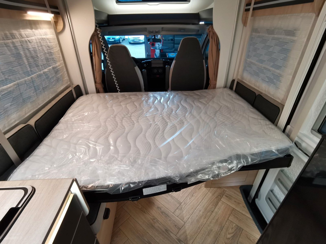 Autocaravana perfilada Chausson 650 ETAPE - LINE / 140PS / HUBBETT & RAUMBAD: foto 14