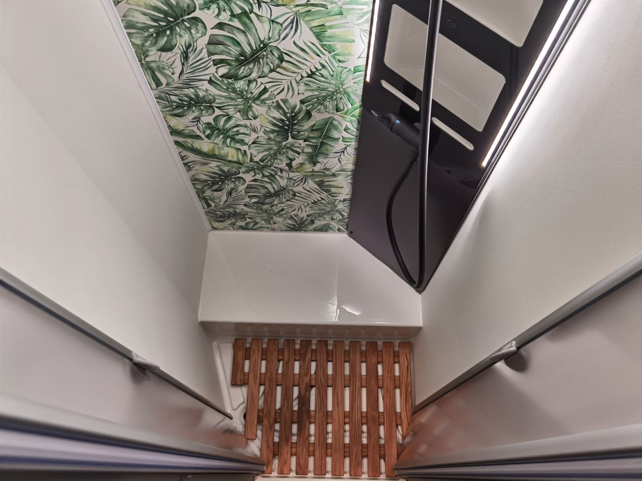 Leasing de  Eura Mobil PROFILA T 726 EB /-2026-/ MONDIAL PLUS & S-PAKET Eura Mobil PROFILA T 726 EB /-2026-/ MONDIAL PLUS & S-PAKET: foto 23