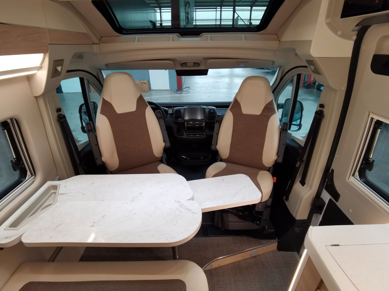 Cámper Eura Mobil VAN 635 EB / 180 PS -9G / EINZELBETTEN: foto 12