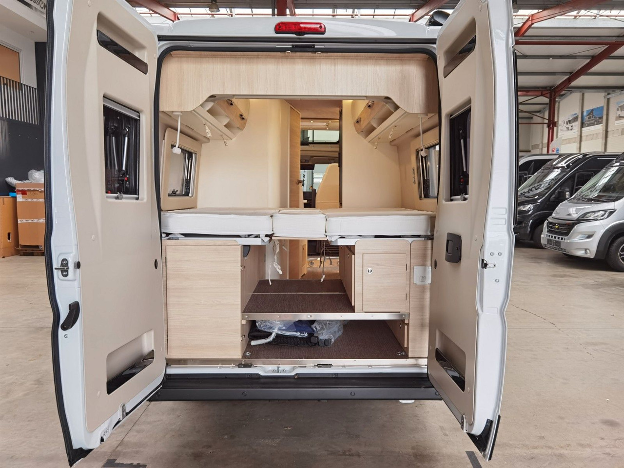 Cámper Eura Mobil VAN 635 EB / 180 PS -9G / EINZELBETTEN: foto 8