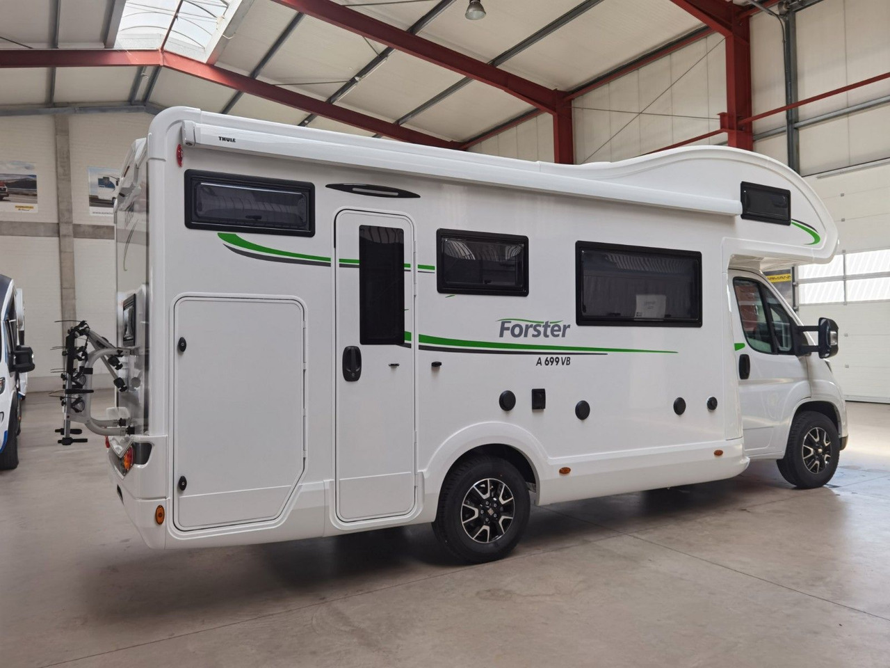 Forster A 699 VB / -2025- / 140PS / ETAGENBETTEN - Autocaravana capuchina: foto 4 Forster A 699 VB / -2025- / 140PS / ETAGENBETTEN - Autocaravana capuchina: foto 4