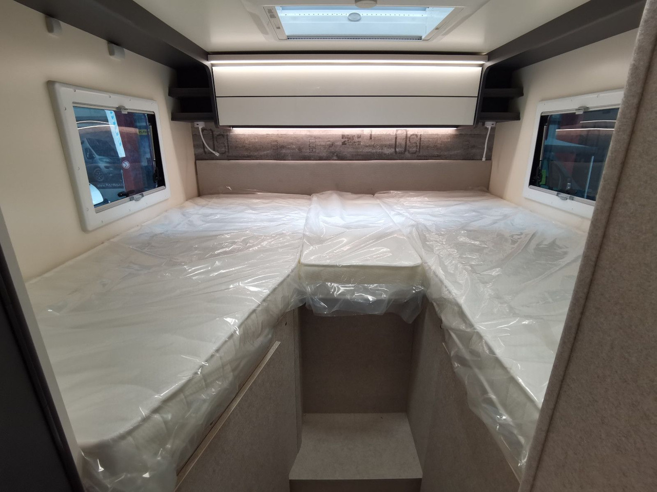 Autocaravana perfilada Forster T 669 EBN COUPÈ / -2025-/165PS/ SILVER - EDITION: foto 16