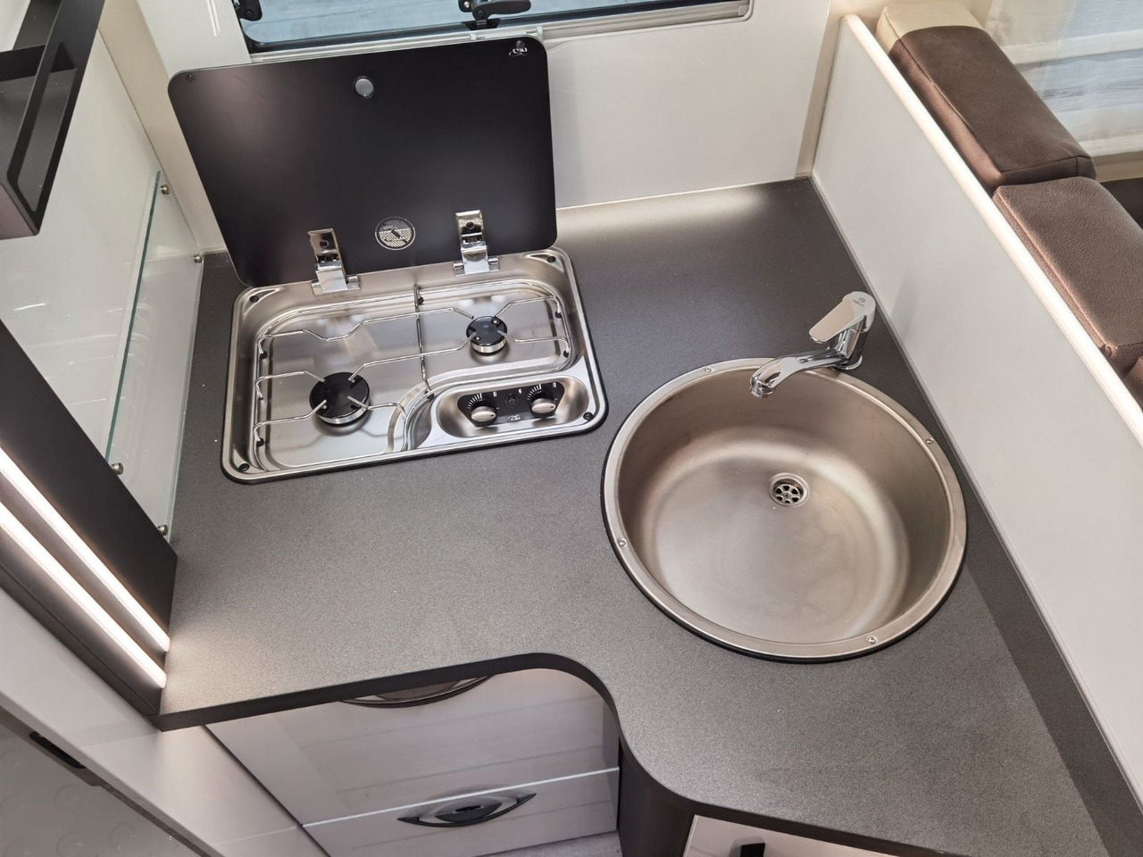 Autocaravana perfilada Forster T 745 EB / -2026-/ 140PS/ EINZELBETTEN & RAUMBAD: foto 18 Autocaravana perfilada Forster T 745 EB / -2026-/ 140PS/ EINZELBETTEN & RAUMBAD: foto 18