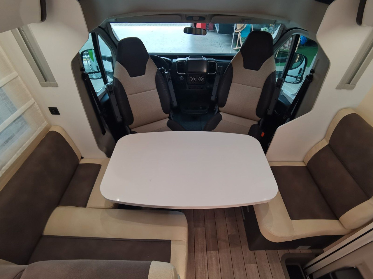 Autocaravana perfilada Forster T 745 EB / -2026-/ 140PS/ EINZELBETTEN & RAUMBAD: foto 15 Autocaravana perfilada Forster T 745 EB / -2026-/ 140PS/ EINZELBETTEN & RAUMBAD: foto 15