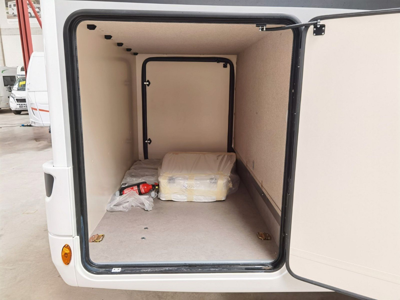 Autocaravana perfilada Forster T 745 EB / -2026-/ 140PS/ EINZELBETTEN & RAUMBAD: foto 12 Autocaravana perfilada Forster T 745 EB / -2026-/ 140PS/ EINZELBETTEN & RAUMBAD: foto 12