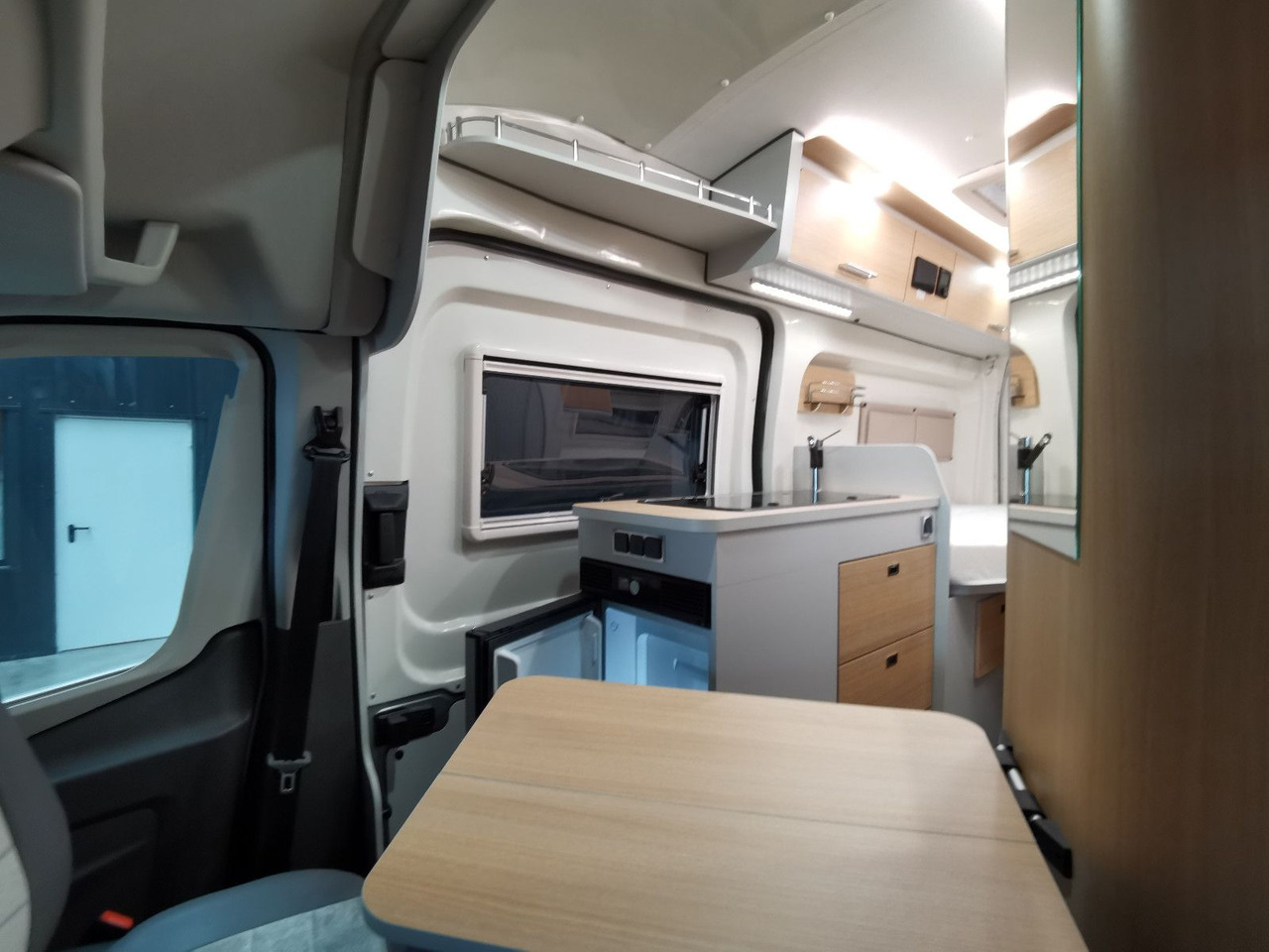 Leasing de  Karmann DEXTER 570 /170PS-4x4 /SOLAR/ AHK / EINZELBETTEN Karmann DEXTER 570 /170PS-4x4 /SOLAR/ AHK / EINZELBETTEN: foto 15