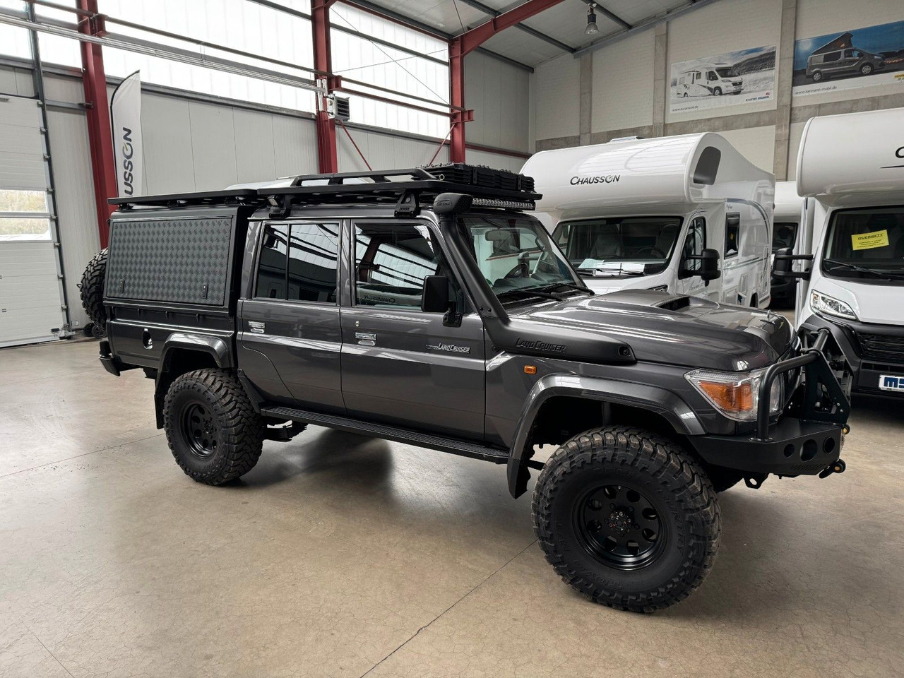 Toyota TOYOTA LAND CRUISER GRJ 79 DC - VX LIMITED - Pick-up: foto 2 Toyota TOYOTA LAND CRUISER GRJ 79 DC - VX LIMITED - Pick-up: foto 2