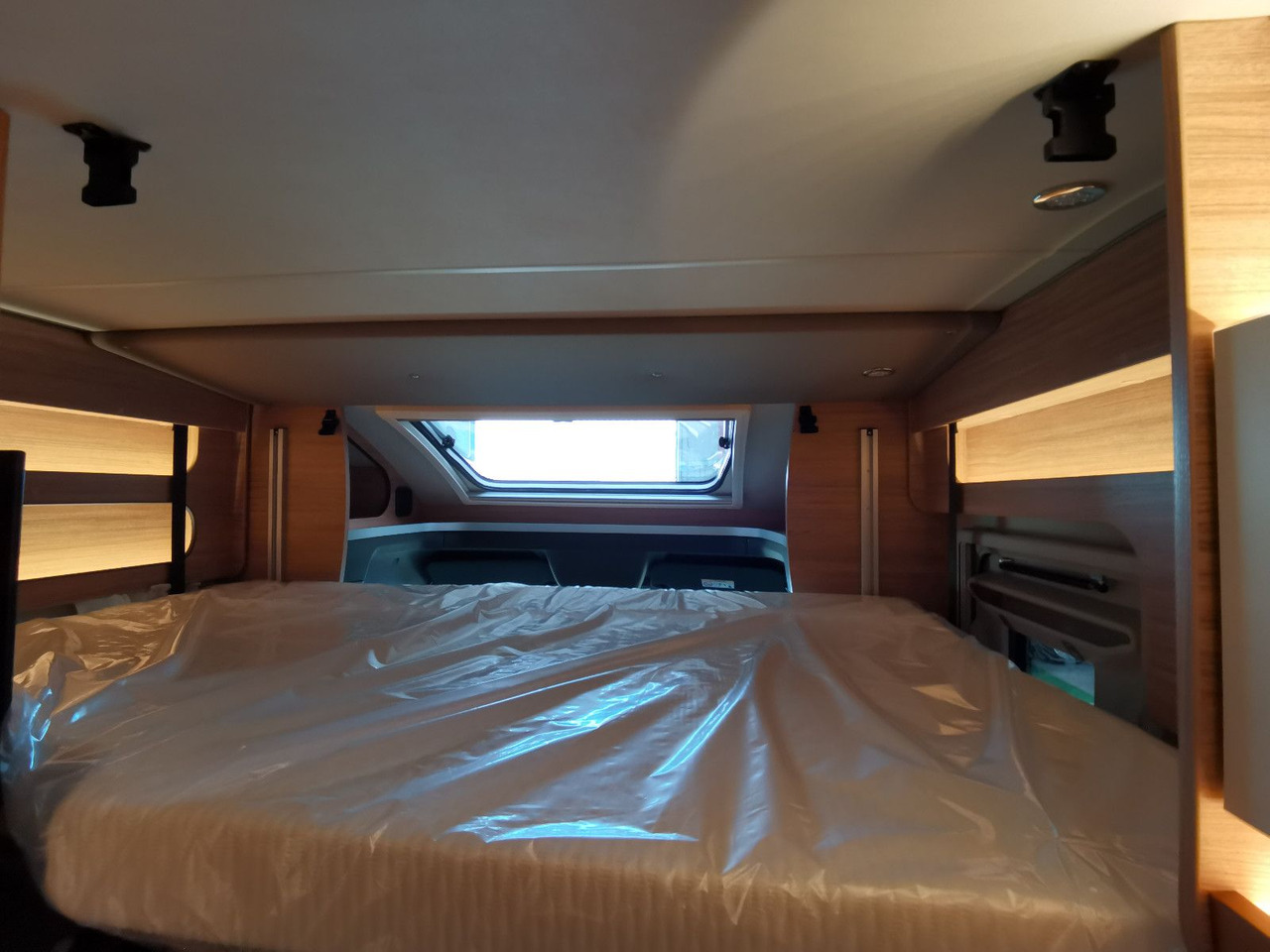 Leasing de Weinsberg CARACOMPACT SUITE 640 MEG PEPPER / - MODELL 2025 Weinsberg CARACOMPACT SUITE 640 MEG PEPPER / - MODELL 2025 Weinsberg CARACOMPACT SUITE 640 MEG PEPPER / - MODELL 2025 Weinsberg CARACOMPACT SUITE 640 MEG PEPPER / - MODELL 2025: foto 14